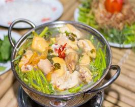Lẩu gà lá giang