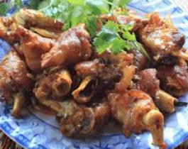 Dê chiên với nước mắm