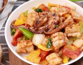 Mực trứng xào chua ngọt