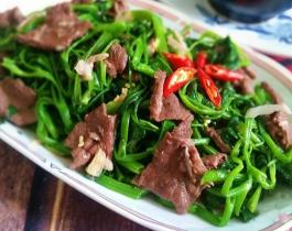Bò xào rau muống