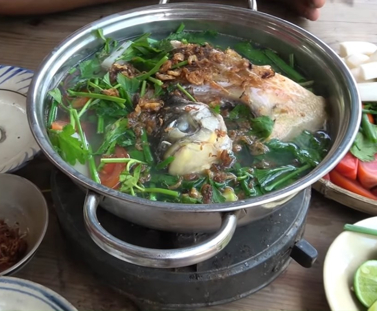Lẩu cá chim trắng