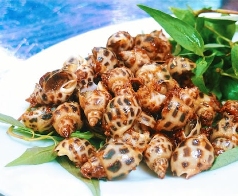 Ốc hương cháy tỏi