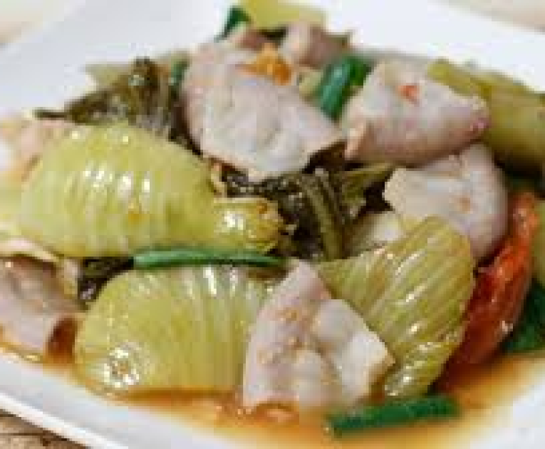 Phèo non xào cải chua