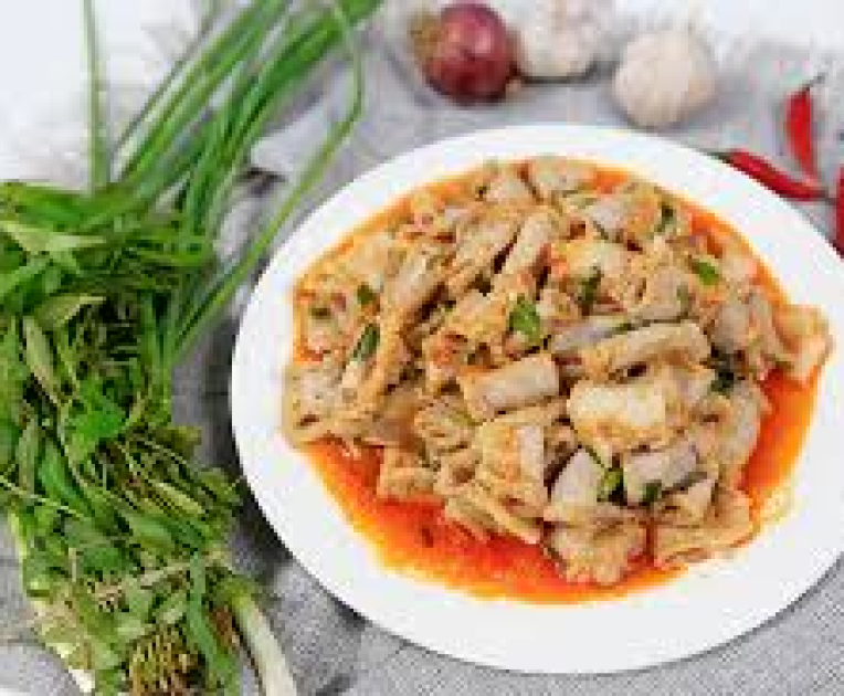 Phèo non xào sa tế