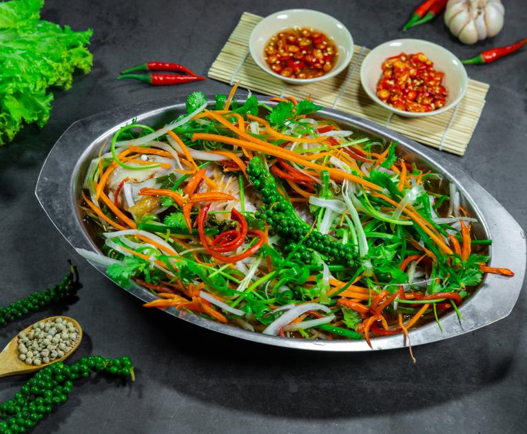 Cá mú hấp Hồng Kông