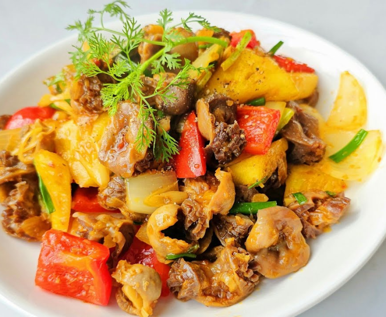 Mề gà xào sa tế