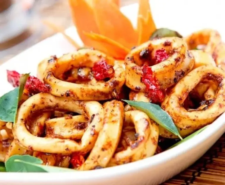 Mực xào sa tế