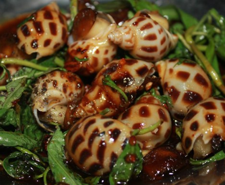 Ốc hương rang me