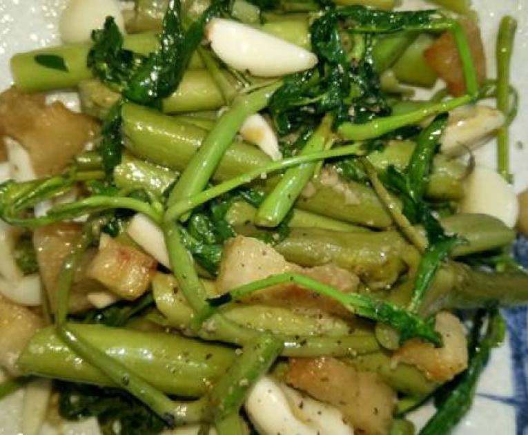 Rau nhút xào tỏi