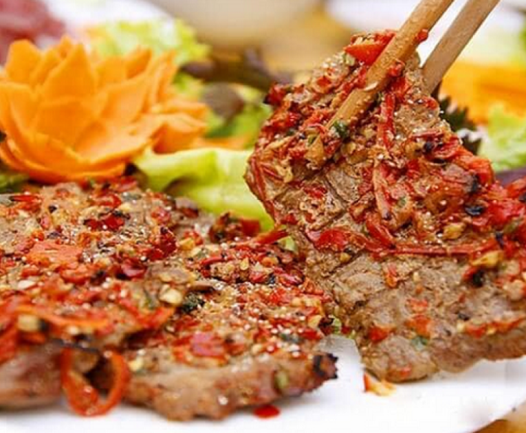 Bò nướng muối ớt